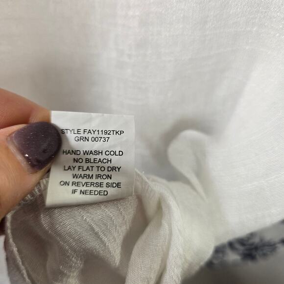 Fig and Flower White Blue Lace Semisheer Blouse Size PM - Picture 5 of 8